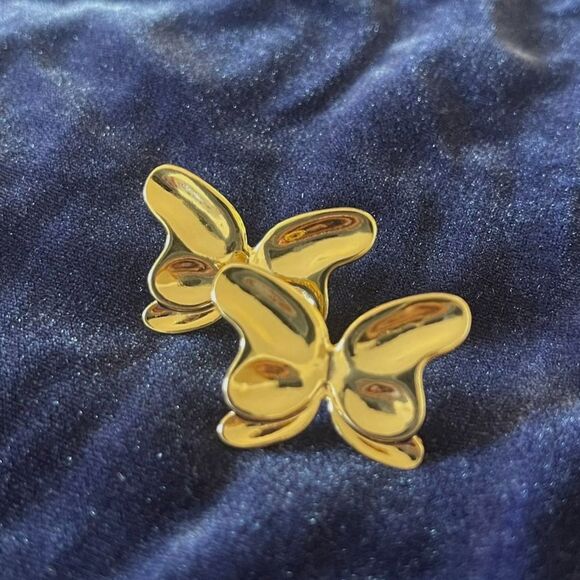 Gold-tone Butterfly Fashion Metal Charm Stud Earrings - Picture 2 of 6